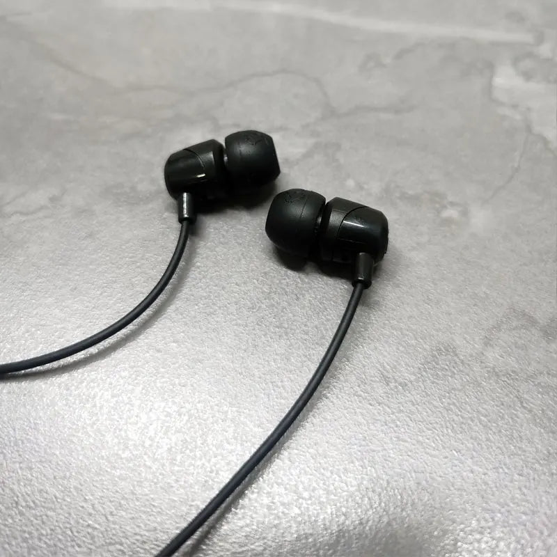 Earbuds x SKULLCANDY